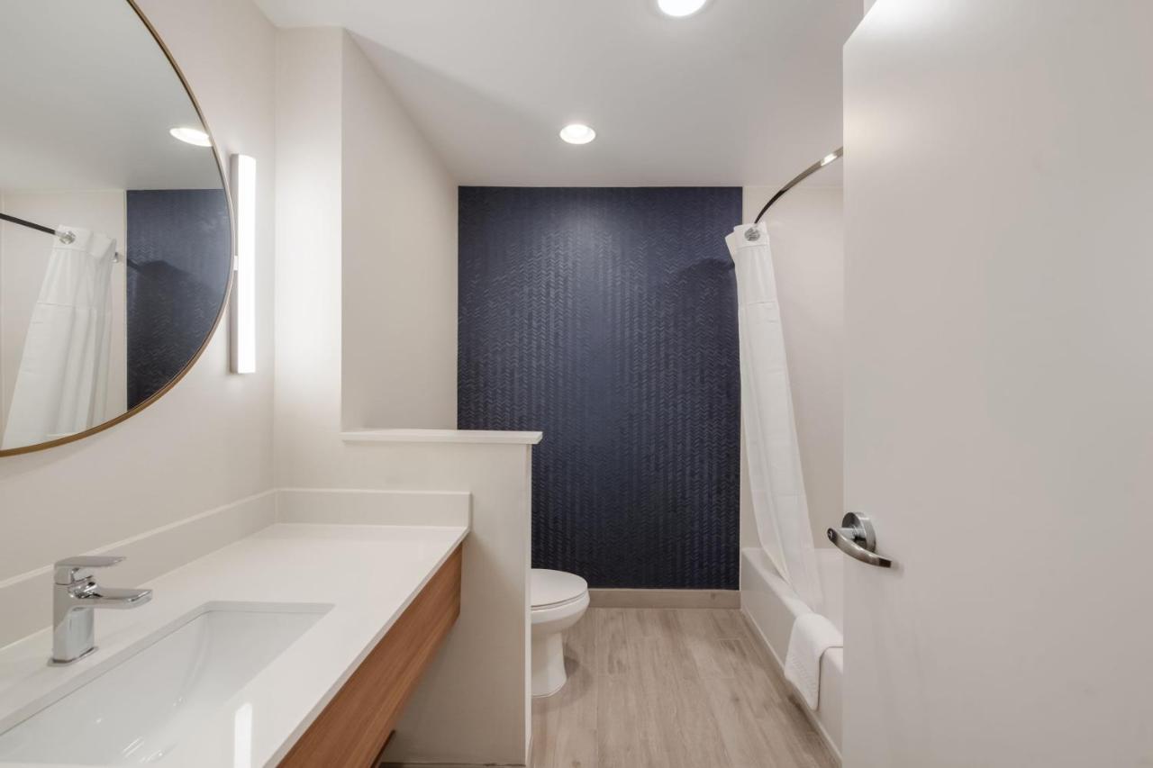 Fairfield By Marriott Inn & Suites Virginia Beach Town Center Exterior foto